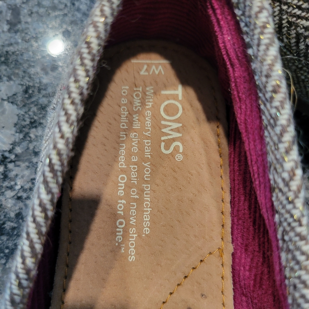 Toms Slide on Flats - Picture 4 of 7